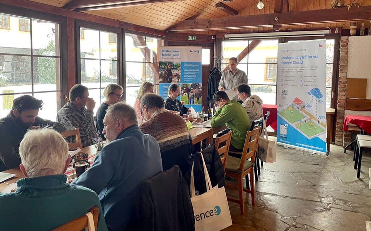 Prezentácia Smart Farm fencee na stretnutí Klubu chovateľov oviec plemena Texel