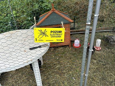 "Elektrický ohradník ako najlepšia ochrana sliepok pred škodcami"hovorí Míra