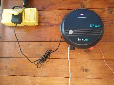 "Vďaka plotovému generátoru môžem byť celý deň pokojný"

hovorí spokojná zákazníčka Daniela
