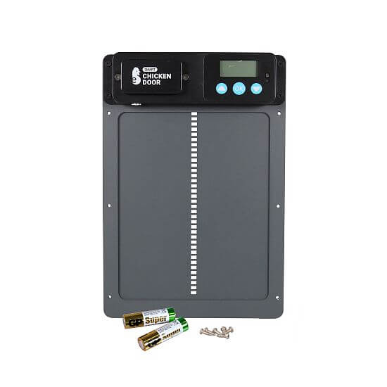 Automatické dvierka na kurín, napájané batériami AA